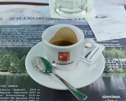 006_4V1A1190 La région est germanophone, mais le café est au goût italien !